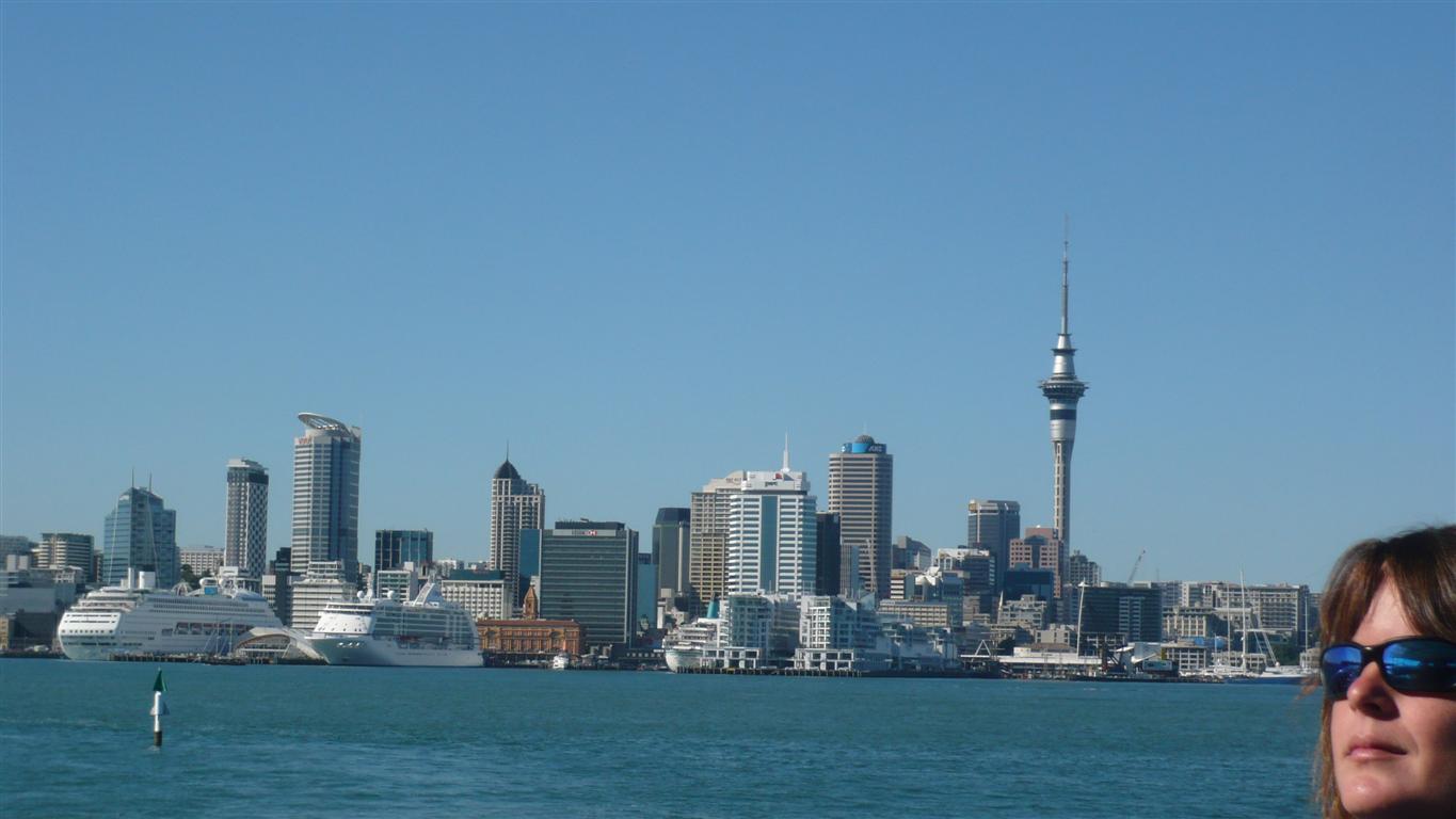 07 Feb 2012<br>Sur le ferry d'Auckland.
Auckland, Nouvelle-Zélande.