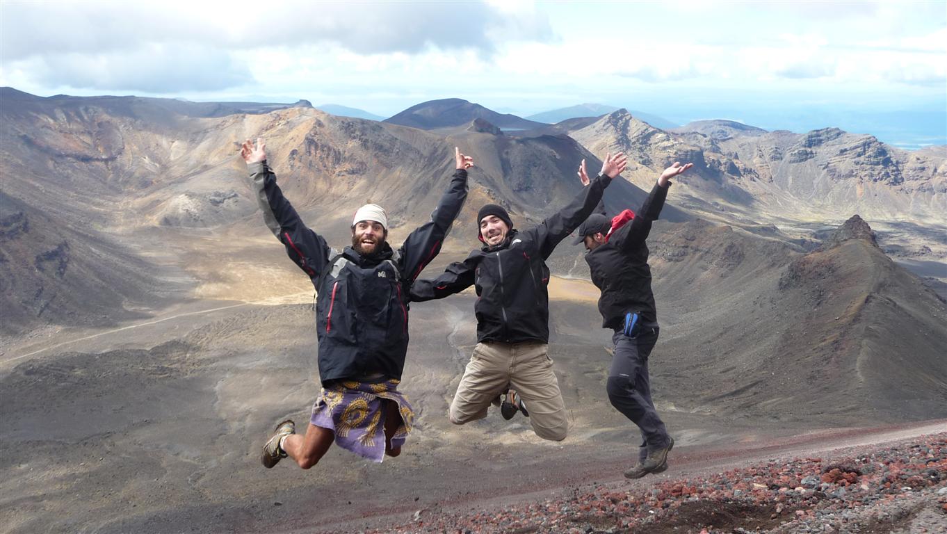 18 Feb 2012<br>Olivier, Florent et Guillaume au sommet du Ngauruhoe.
Tongariro National Park, Ile du Nord, Nouvelle-Zélande