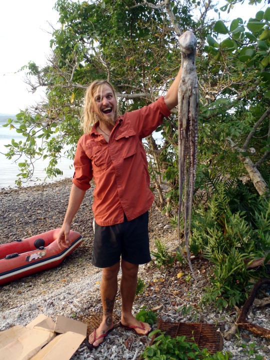 30 Apr 2013<br>Adrien: "Oh, j'ai retrouvé la réincarnation de Bob Marley!"<br>Lagon sud, Nouvelle-Calédonie.
