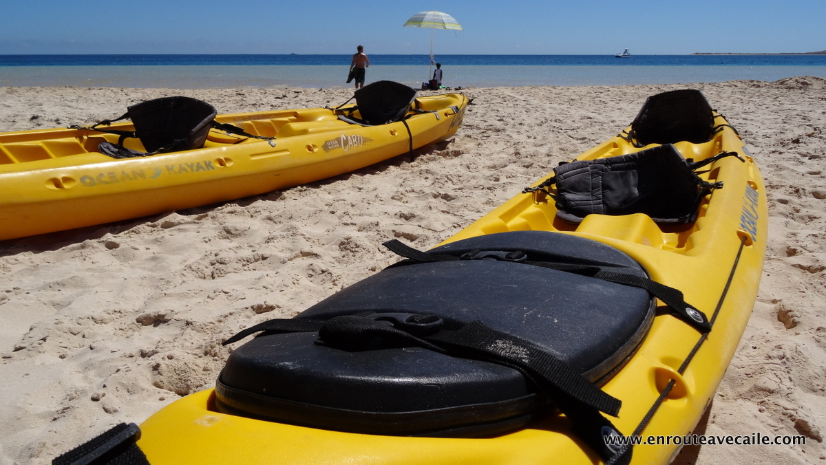 10 Apr 2014<br>Les kayaks de l'ami Cory. "Help yourself whenever!"<br>Coral Bay, Western Australia.