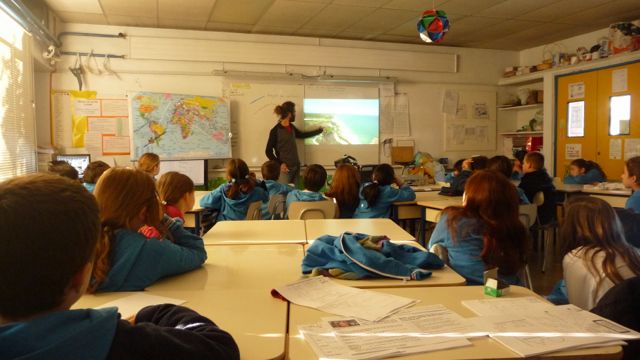 02 Jun 2009<br>Lecture in the class of CM1 François Chapuis at the French lycée in Santiago. An amazing experience, I want more! <br> Santiago, Chile