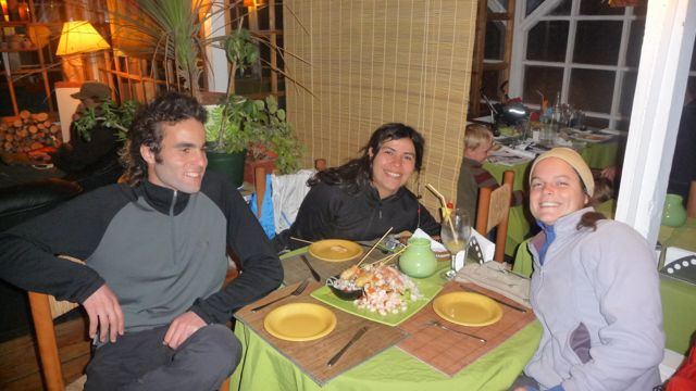 28 Jun 2009<br>Laura Couchsurfing network, we welcome a few days. An atomic bomb on foot, she studied turismo aventura and loves the mountains. We find it to climb Licancabour in the north. The journey begins Andean Nadège home. <br> La Serena, Chile
