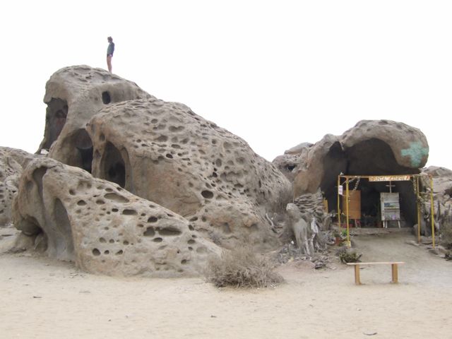 12 Jul 2009<br>Strange rock formations on the roadside. <br> Atacama Desert, Chile