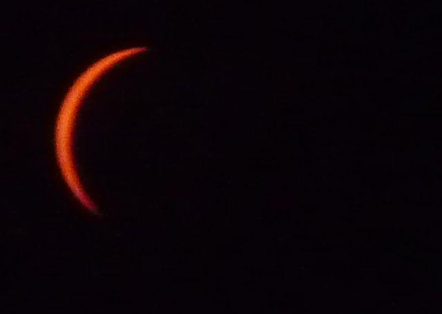11 Jul 2010<br>Maxima of the eclipse of soleil.Makemo, Tuamotu Archipelago.